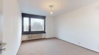 Helle 3-Zimmer-Wohnung im 4.OG mit Balkon und Aufzug, KA-Rüppurr Nähe Battstraße - 3-ZW, Schlafen