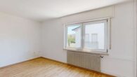 Großzügige 3-Zimmer-Wohnung mit schönem Balkon und Garage, Ettlingen-Bruchhausen - 1OG, Schlafen 1